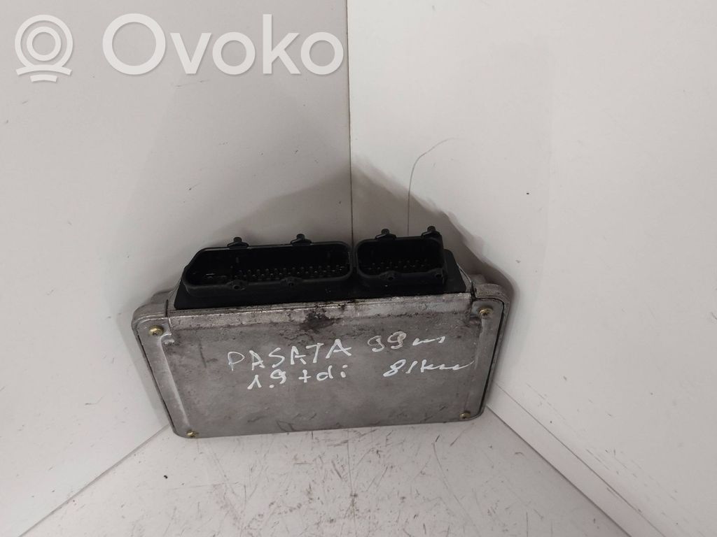Volkswagen PASSAT B5 Engine control unit/module 