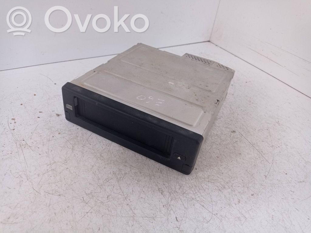 BMW 5 E60 E61 CD/DVD keitiklis 