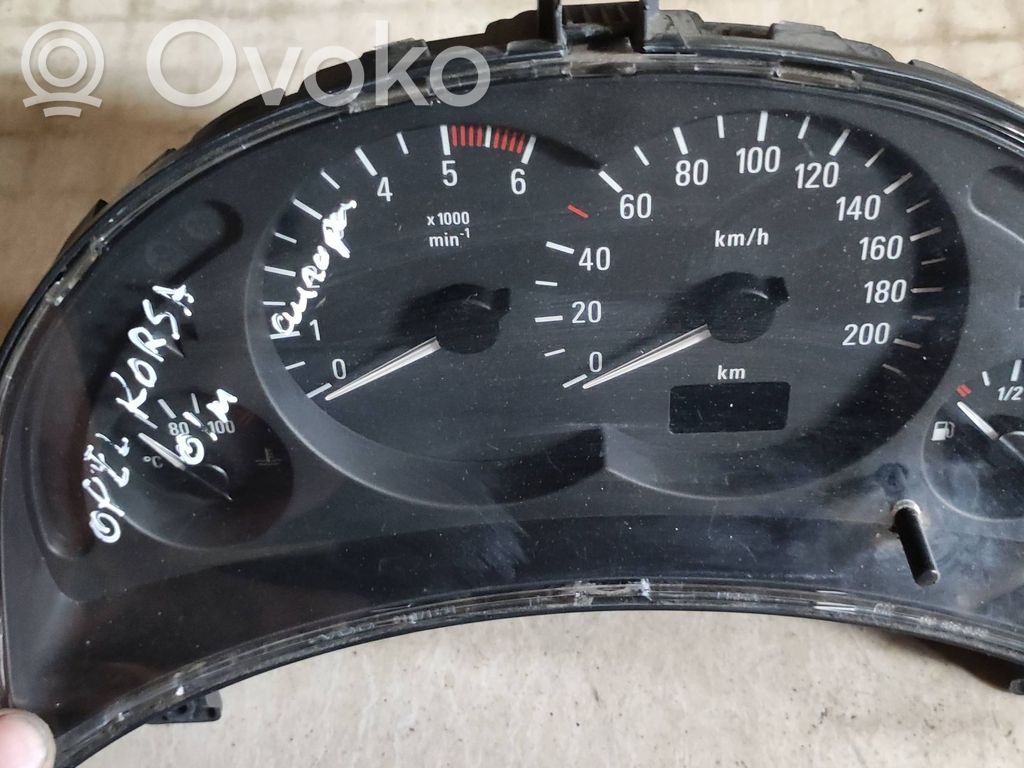 Opel Corsa C Speedometer (instrument cluster) 