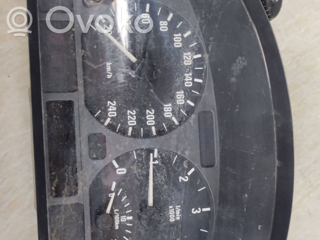 BMW 3 E46 Speedometer (instrument cluster) 