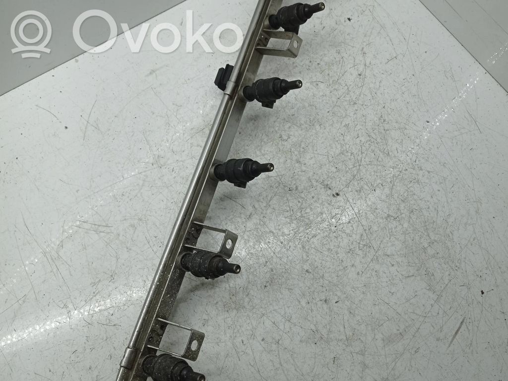 BMW 3 E46 Fuel main line pipe 