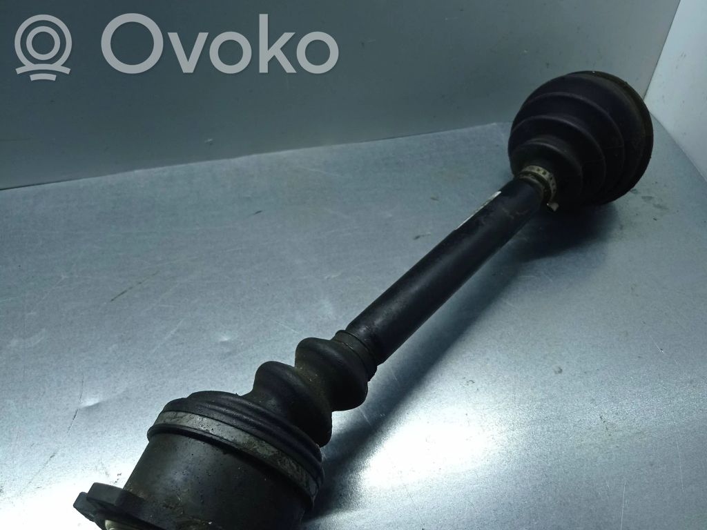 Audi A4 S4 B6 8E 8H Etuvetoakseli 