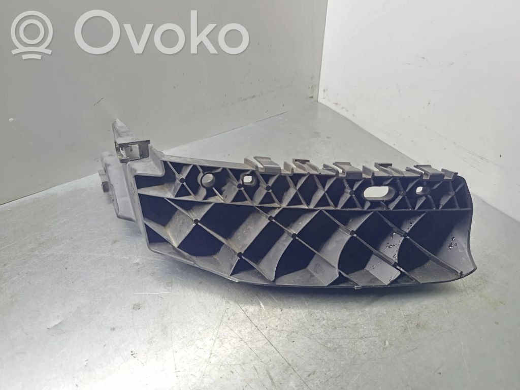 Dodge Durango Headlight/headlamp mounting bracket 