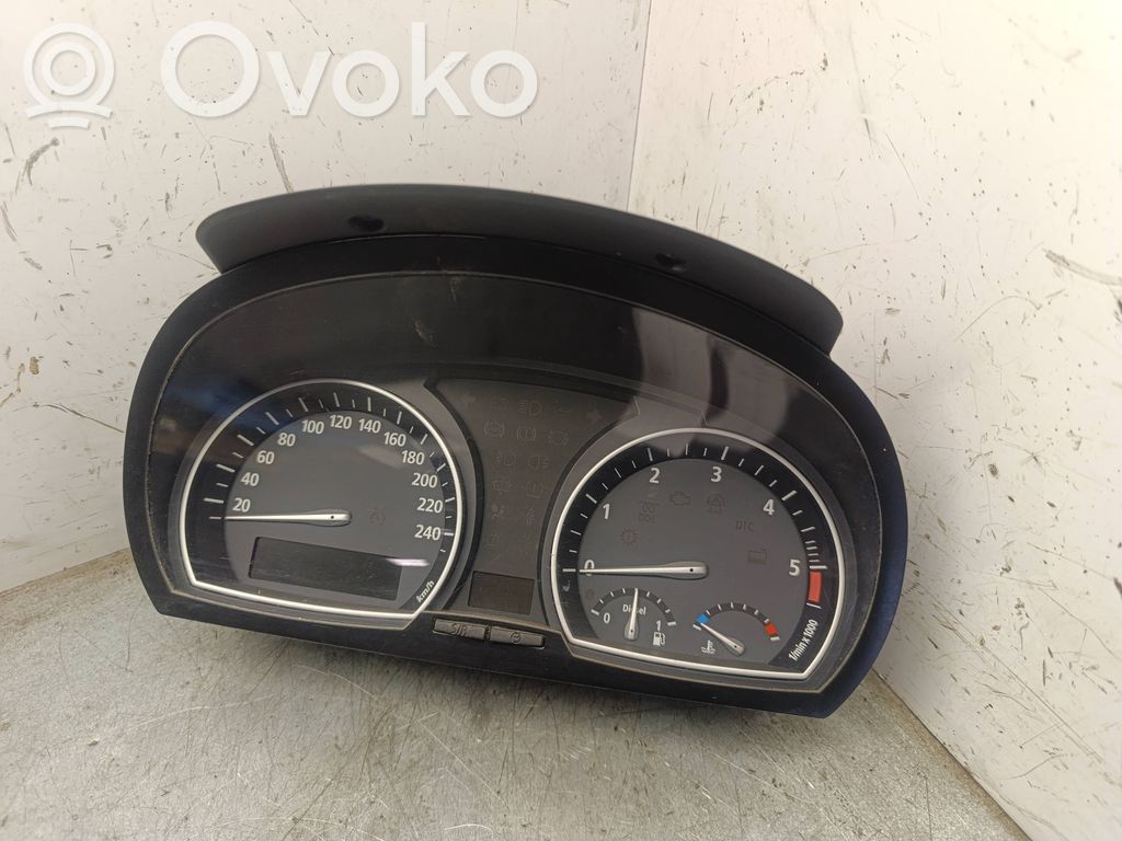 BMW X3 E83 Speedometer (instrument cluster) 