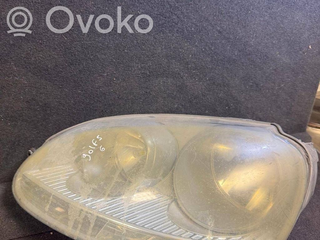 Volkswagen Golf V Lampa przednia 