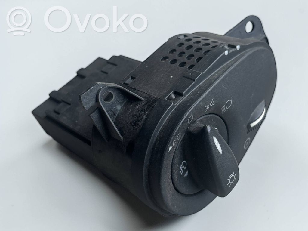 Ford Focus Panel lighting control switch 