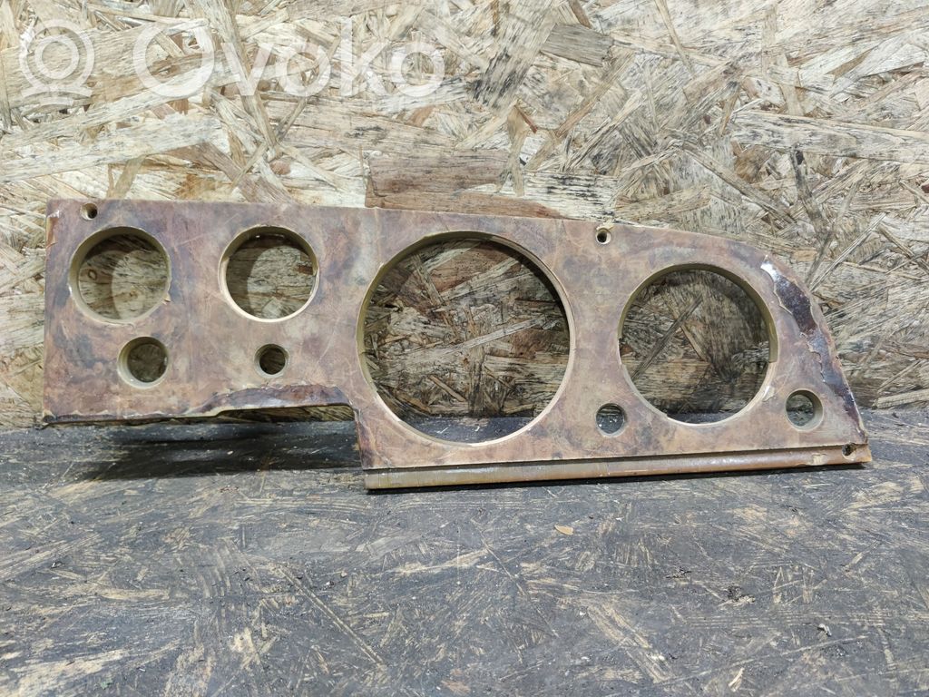 Dashboard trim