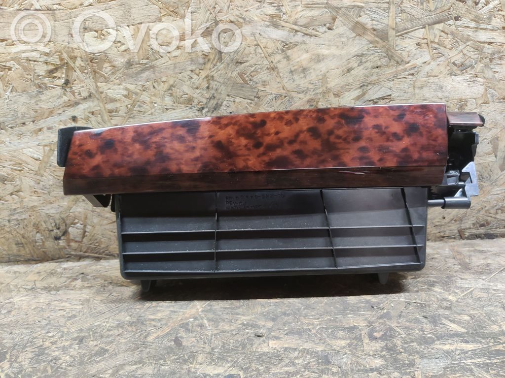 Cadillac SRX Glove box 
