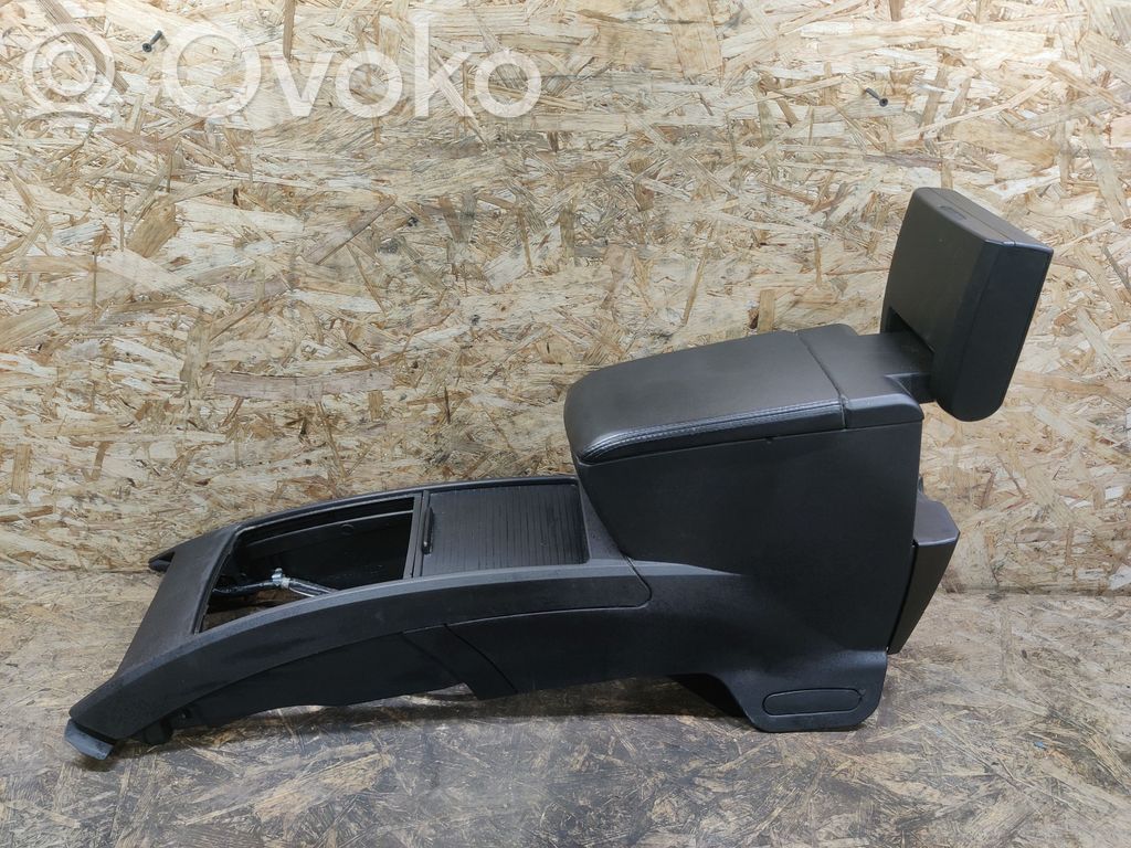 Armrest   25761663,25771040,10377718