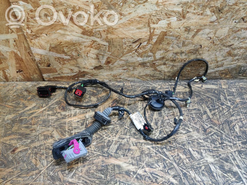 Opel Astra J Cableado de puerta trasera 