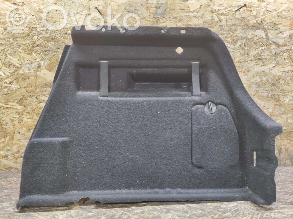 Opel Astra J Boczek / Tapicerka / bagażnika 