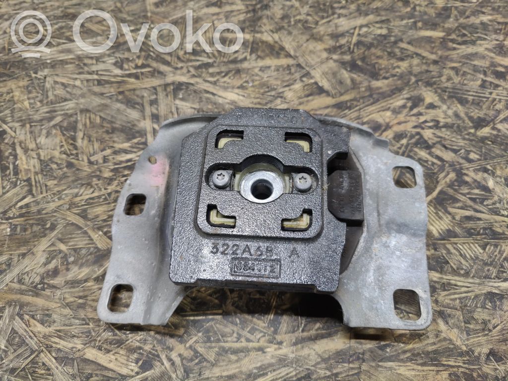 Engine mount bracket   322A68,538A20