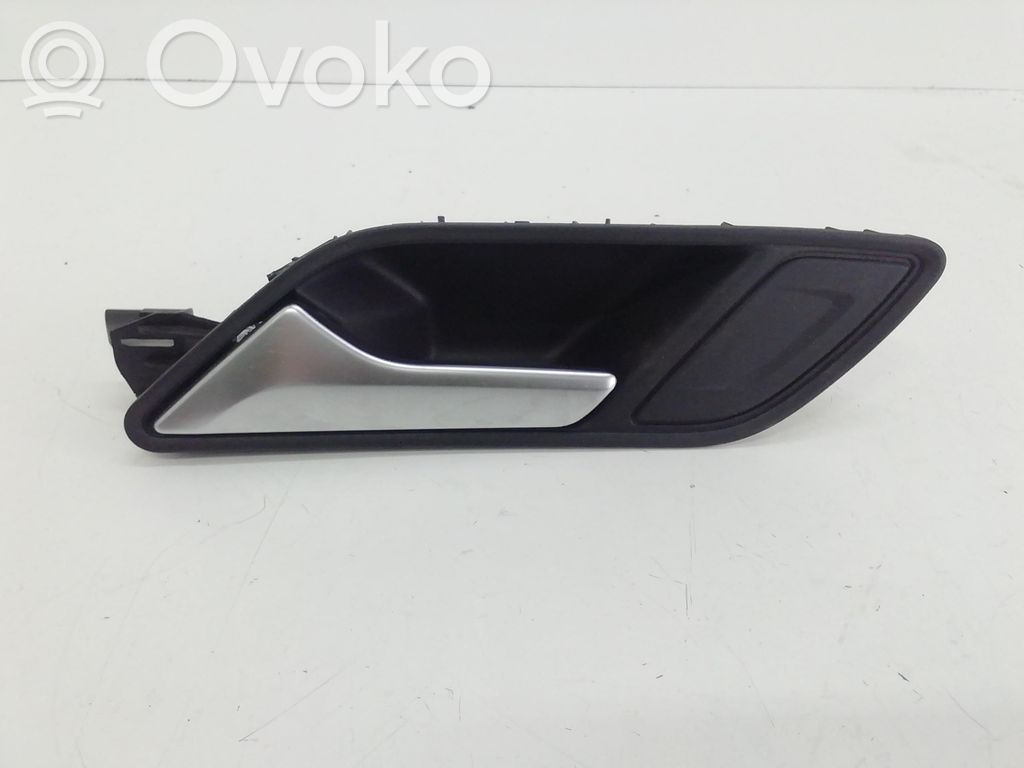 Audi A3 S3 8V Manecilla interna puerta trasera 