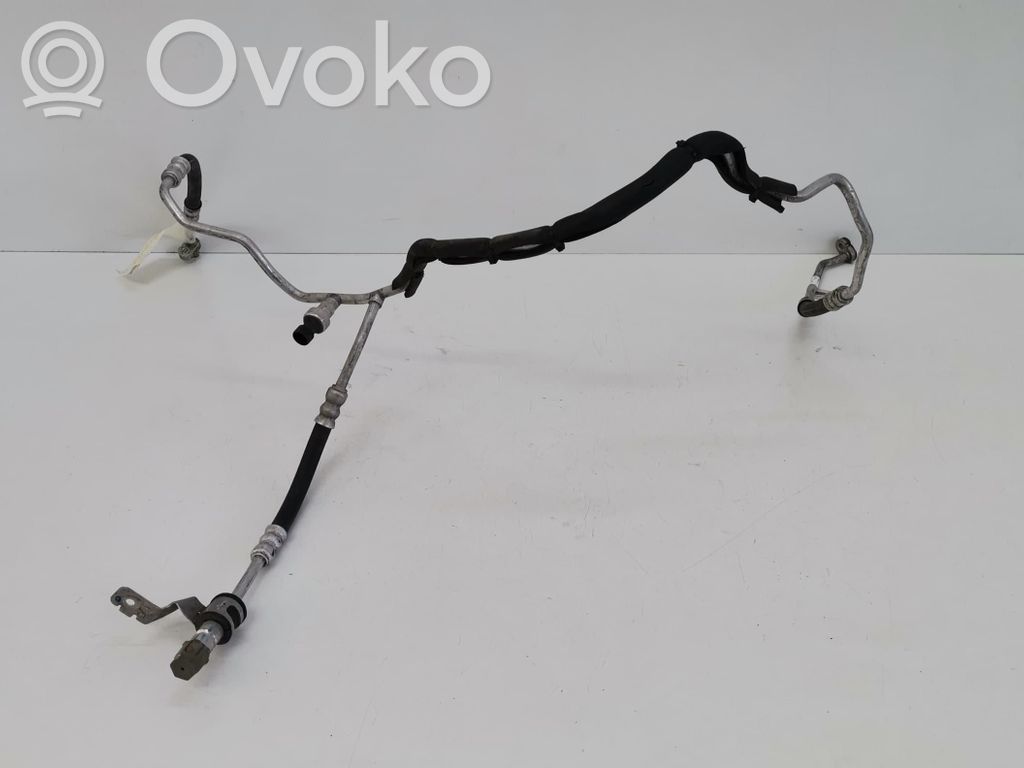 Ilmastointilaitteen putki (A/C)   P68302515AC,P68302515AC