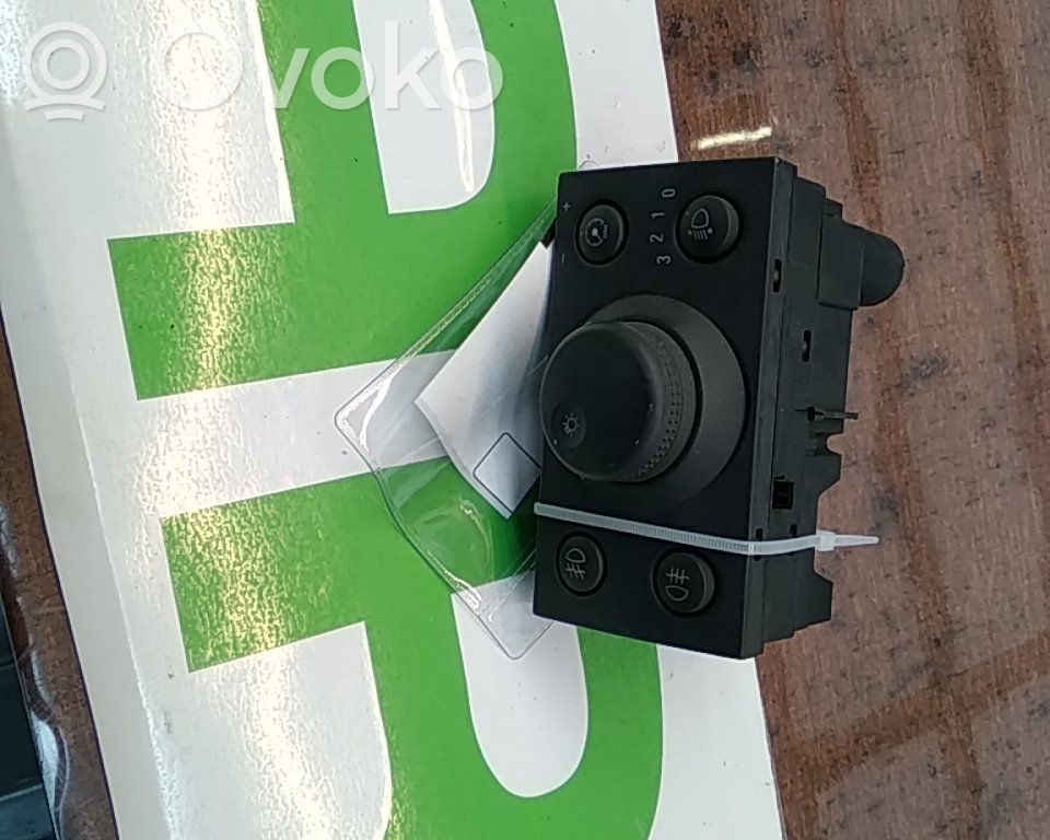 Opel Vectra C Light switch 