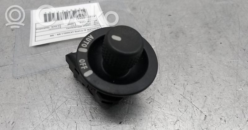 Interruptor de encendido/apagado del motor   XR836465AA
