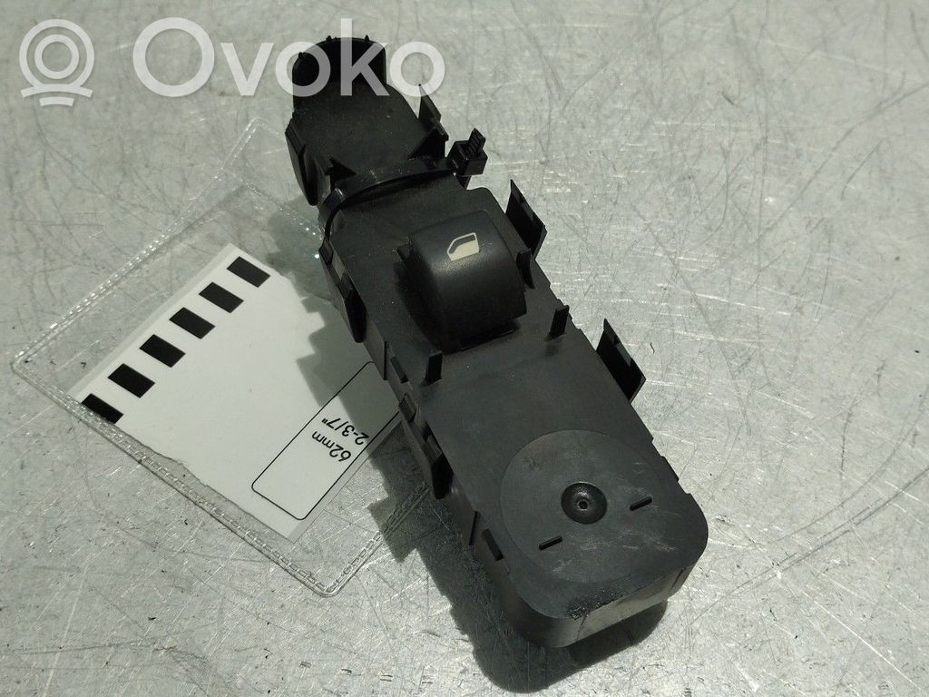 Interruptor del elevalunas eléctrico   14996430XT