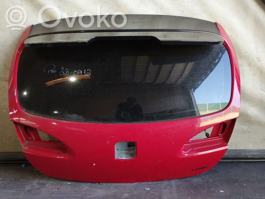 Tailgate/trunk/boot lid   AILERON