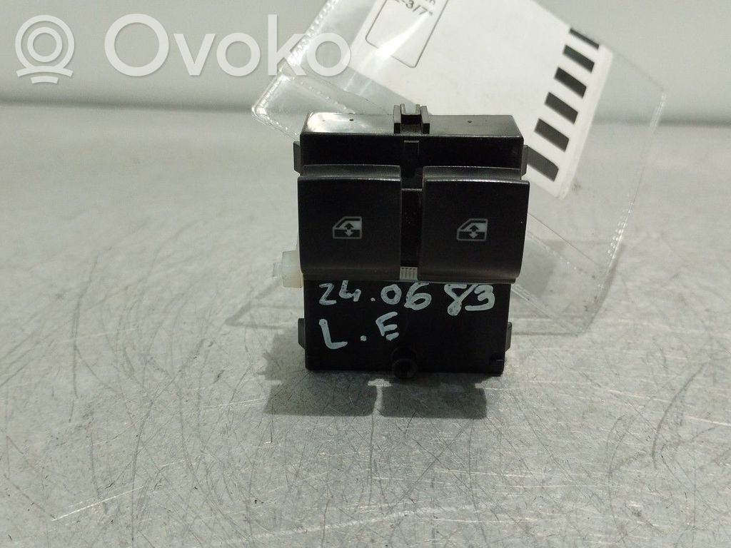 Electric window control switch   13360335
