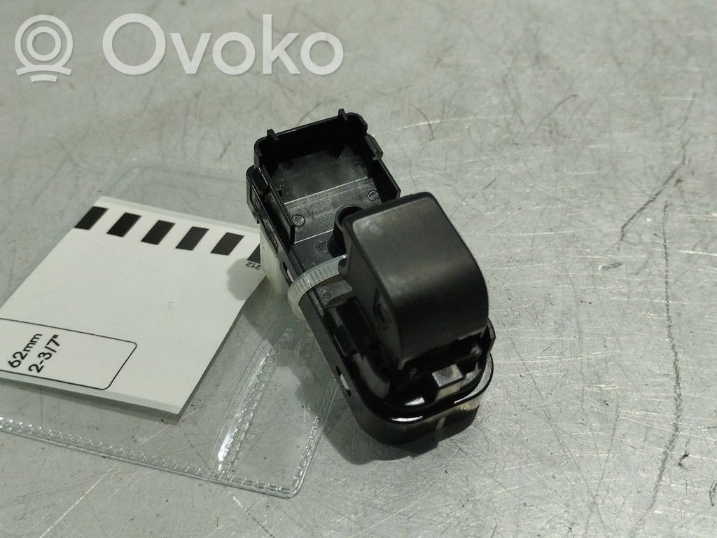 Electric window control switch