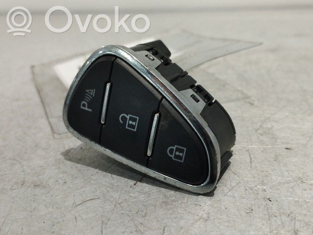 Central locking switch button   39031631