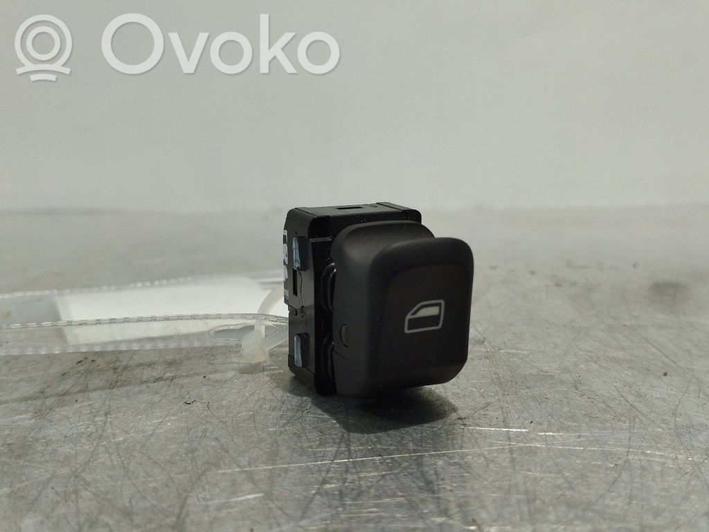 Interruptor del elevalunas eléctrico   8V0959855