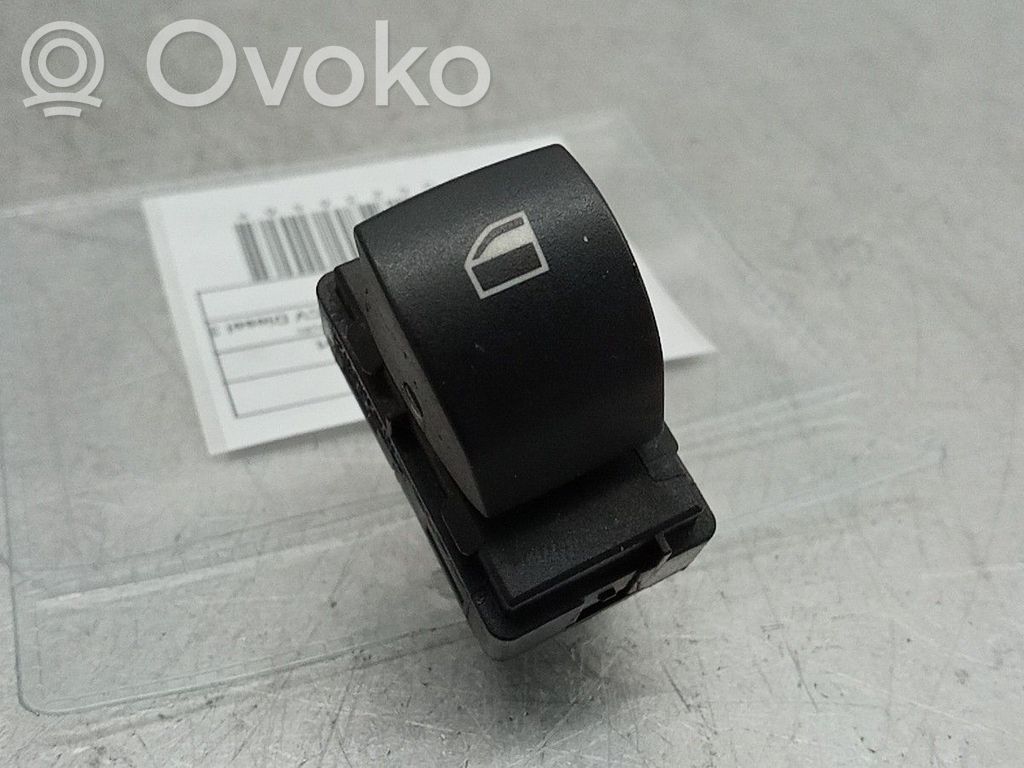 Interruptor del elevalunas eléctrico   6935534