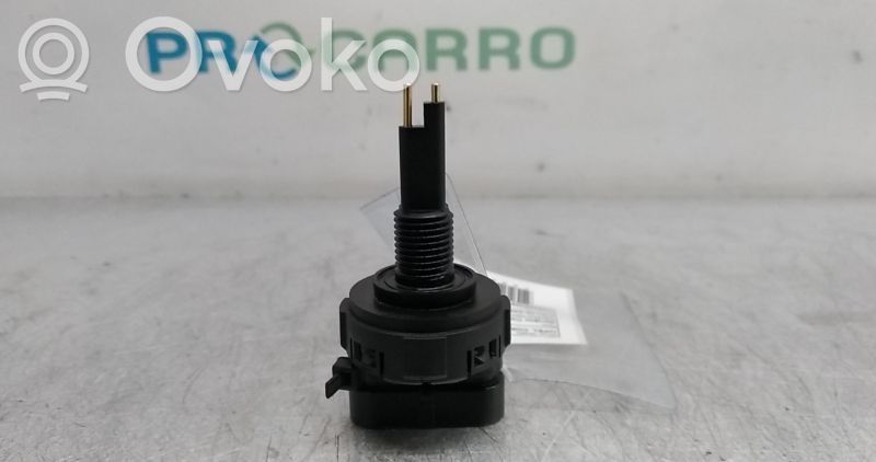 Sensor de nivel de combustible   1453465053