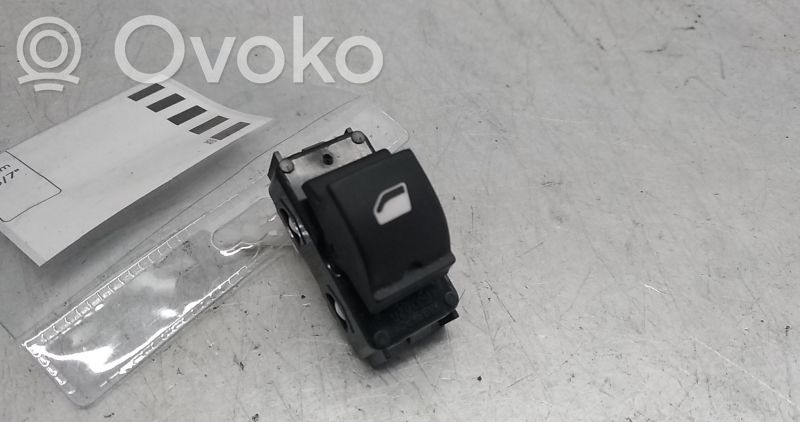 Electric window control switch   96762292ZD