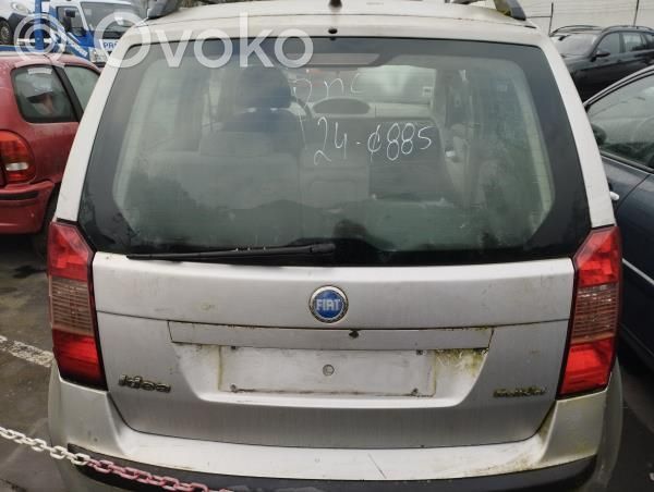 Tailgate/trunk/boot lid