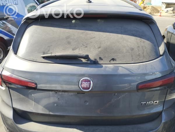 Tailgate/trunk/boot lid