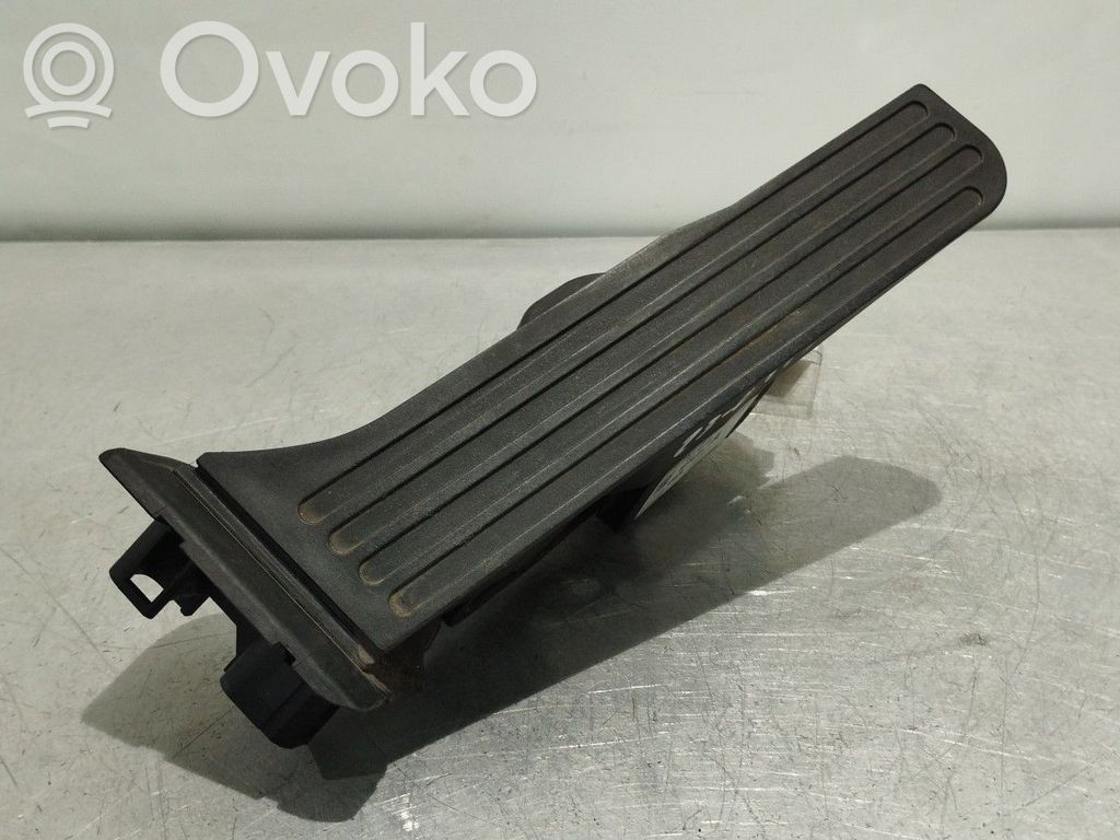 Akceleratoriaus pedalas   1K1721503AC