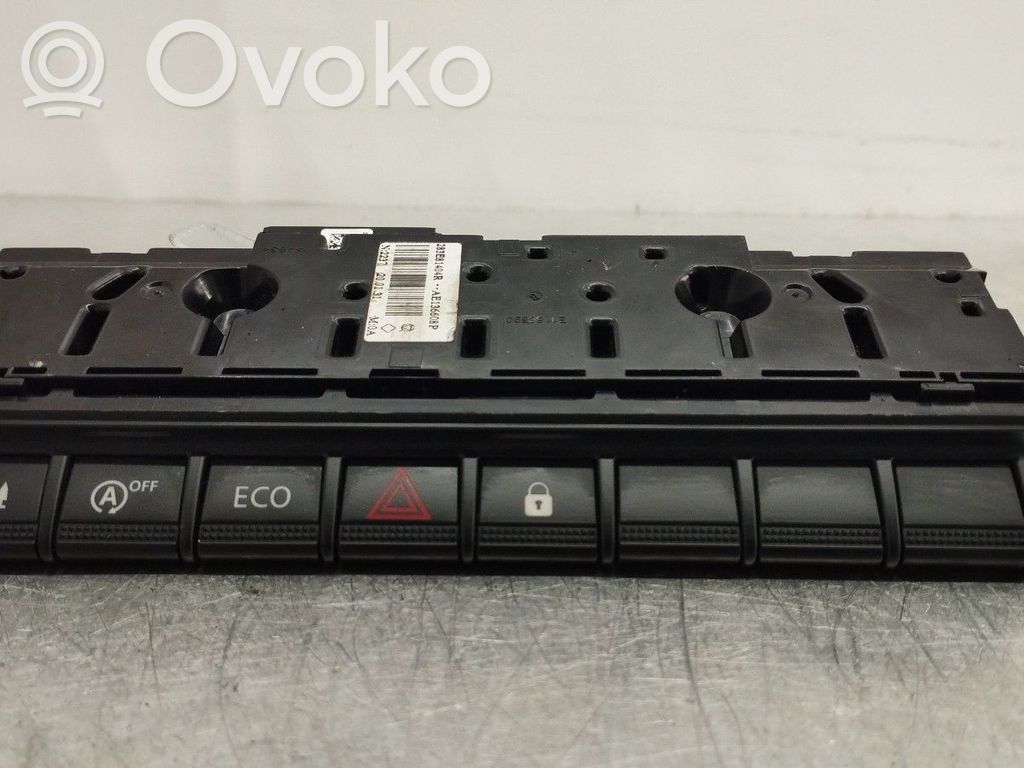 Hazard light switch   283E81404R