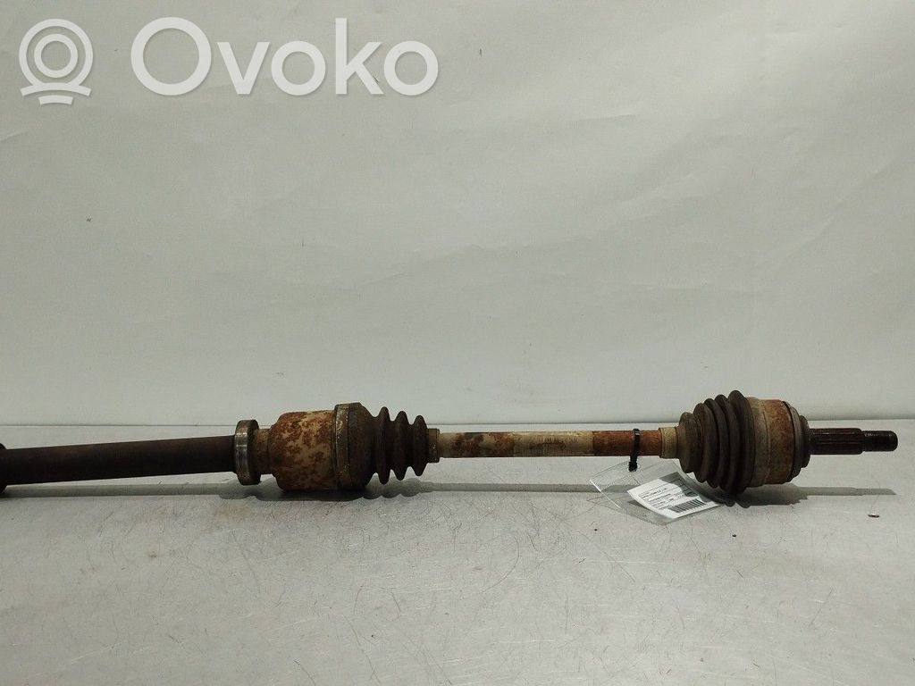 Etuvetoakseli   8200863653