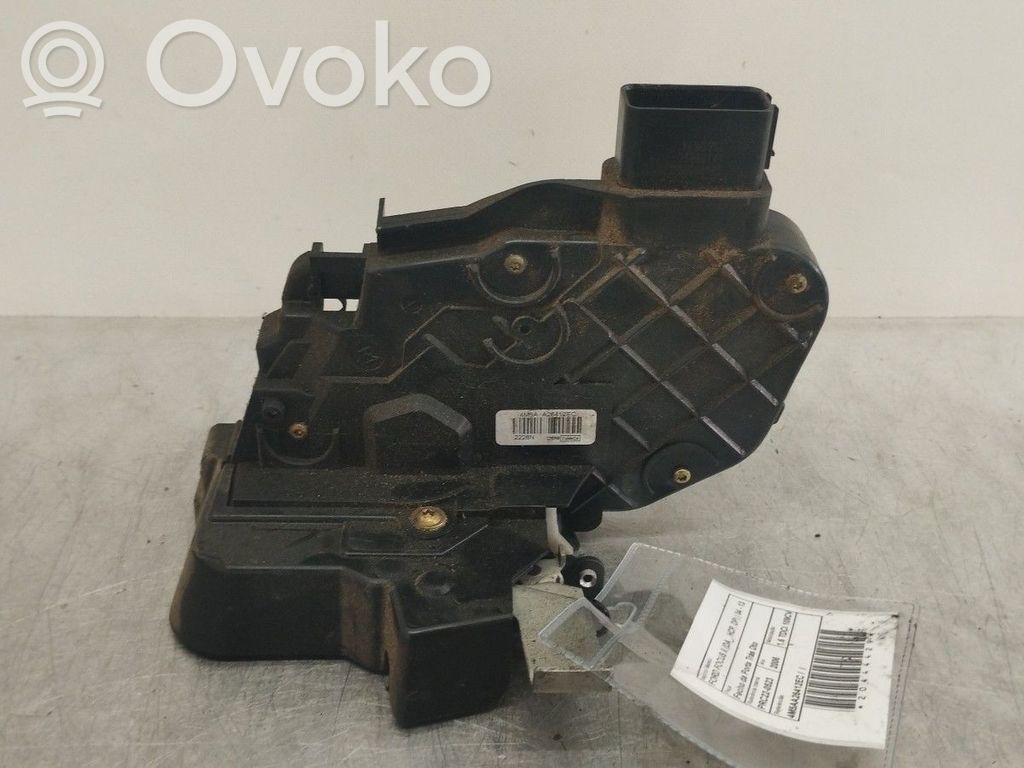 Aizmugurē slēdzene   4M5AA26412EC,10PINOS