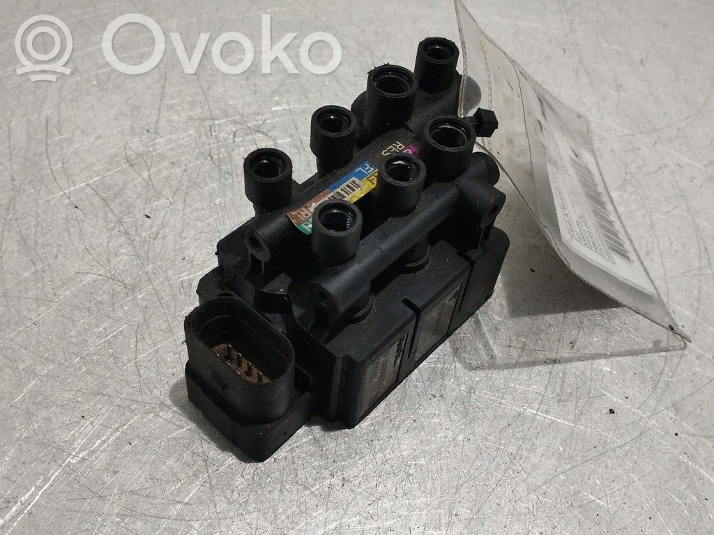 Ventil   102791900B