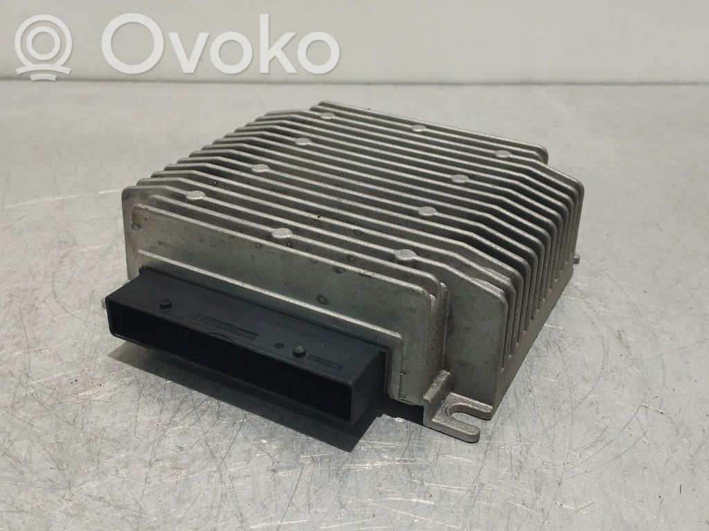 Amplificador de sonido   100483310A
