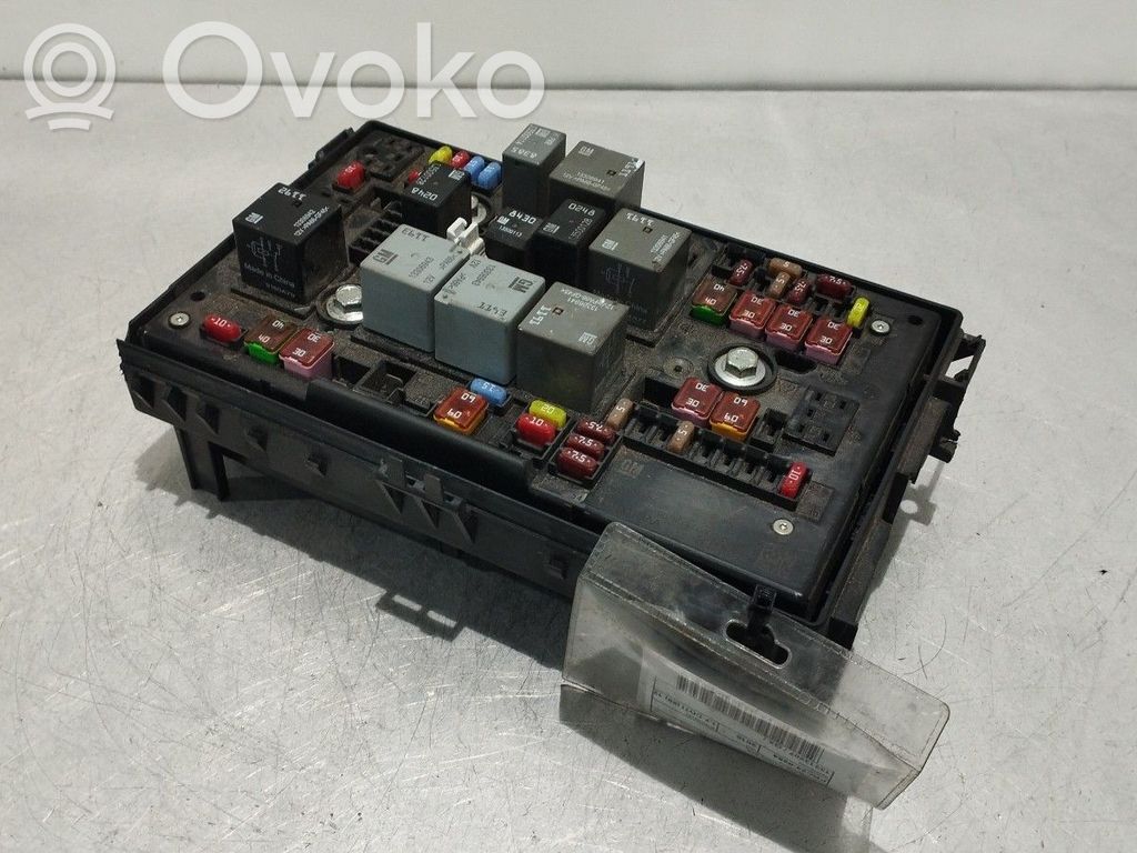 Opel Astra J Unidad de control SAM 