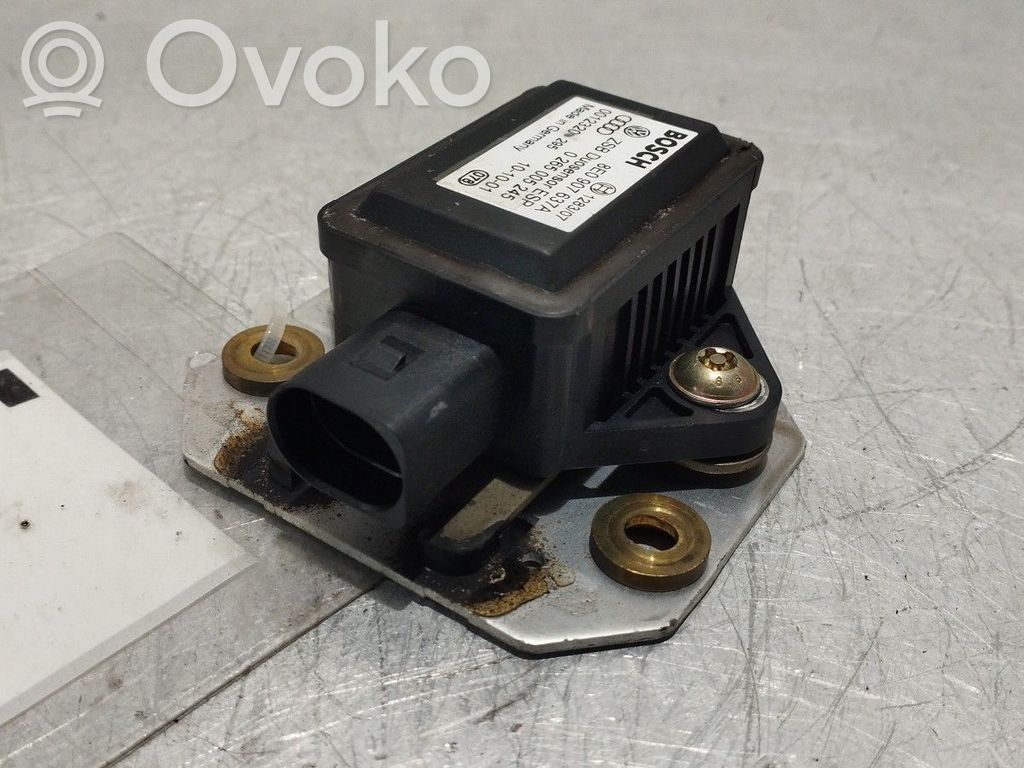 Senzor   8E0907637A