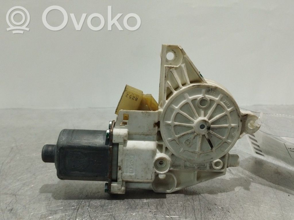 Mercedes-Benz R W251 Motor macara geam ușă spate 