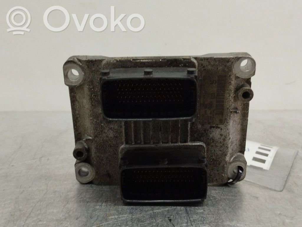 Unidad de control/módulo del motor   0261206980