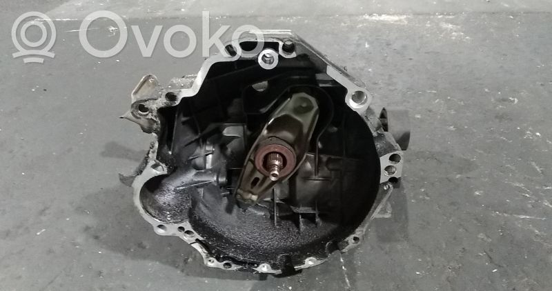 Volkswagen PASSAT B5 Cutie viteze manuală cu 5 trepte 
