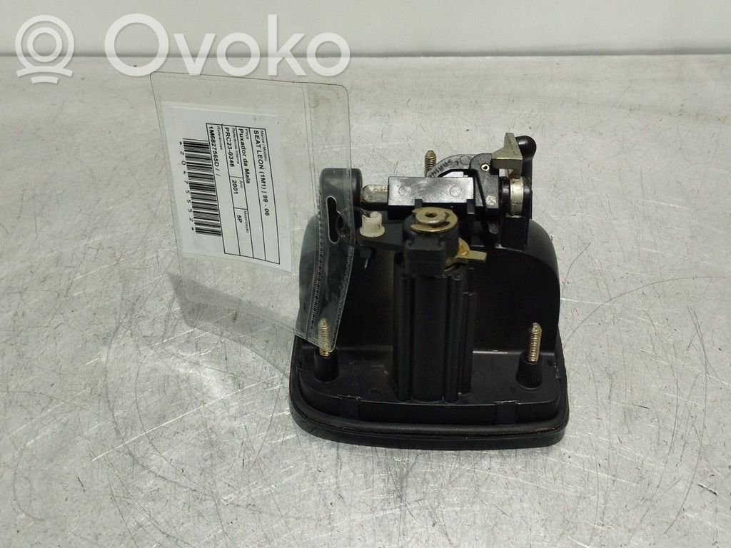 Griff Taster Öffner Heckklappe Kofferraumdeckel   1M6827565D