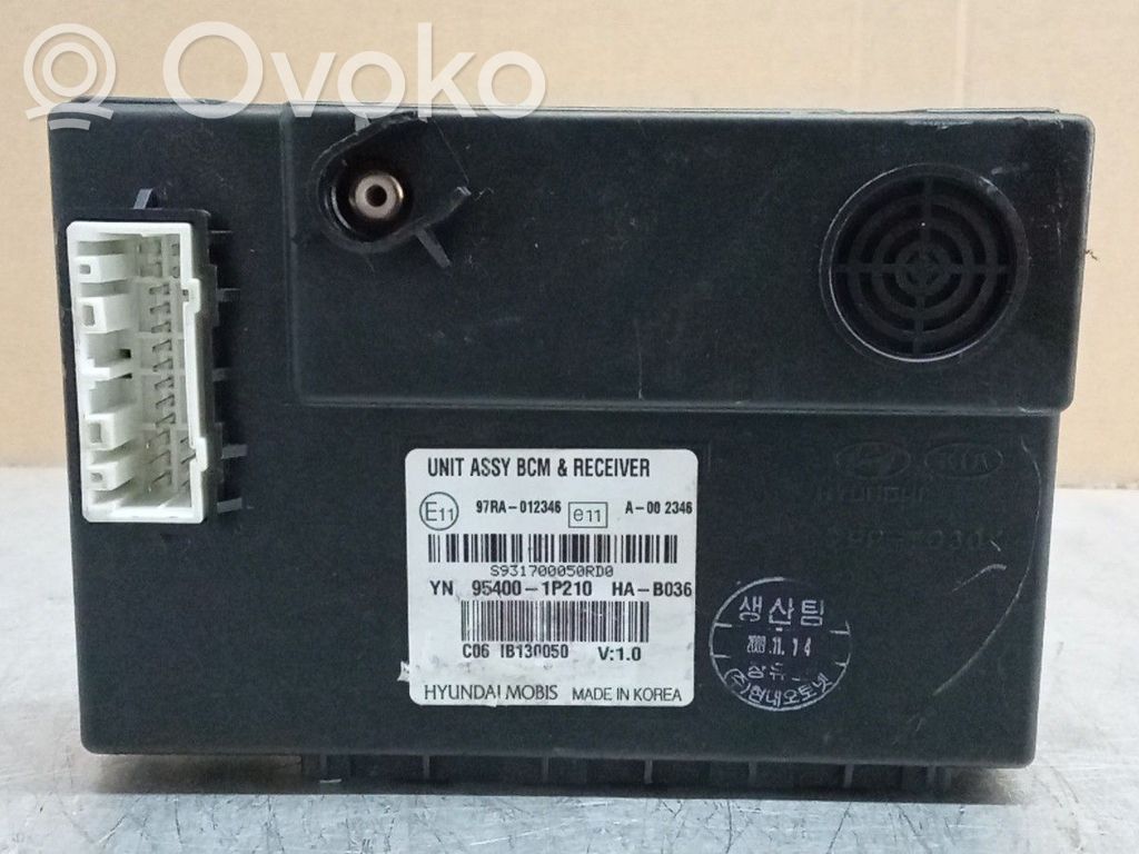 KIA Venga Unité de commande / module de verrouillage centralisé porte 