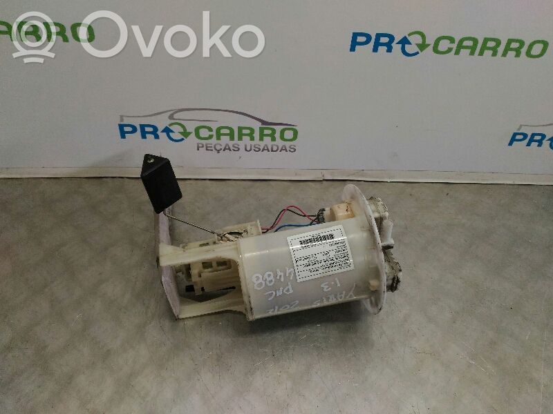 Toyota Yaris Polttoainesäiliön pumppu 