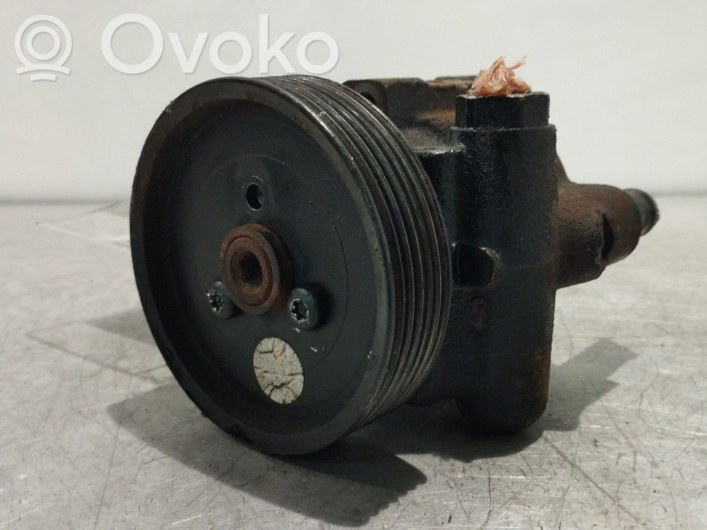 Ohjaustehostimen pumppu   7700823735,7700823794