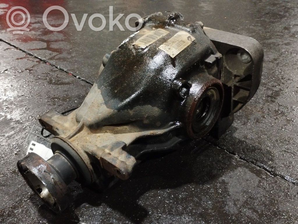 Rear differential   753089905,256