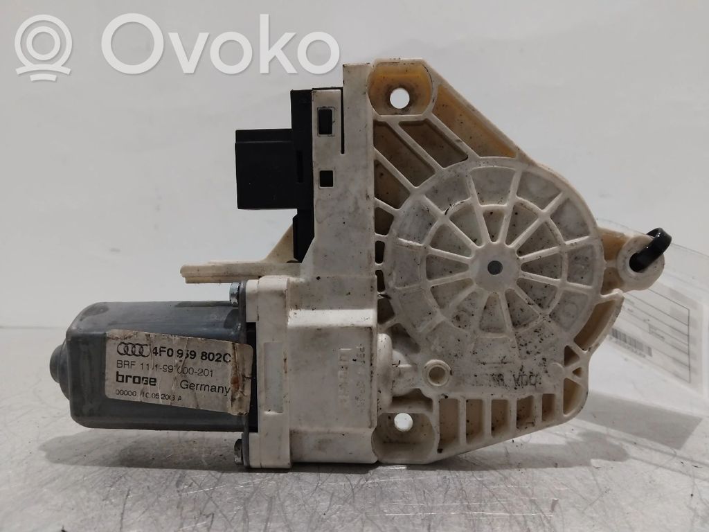 Motor del regulador de la ventanilla de la puerta delantera   4F0959802C