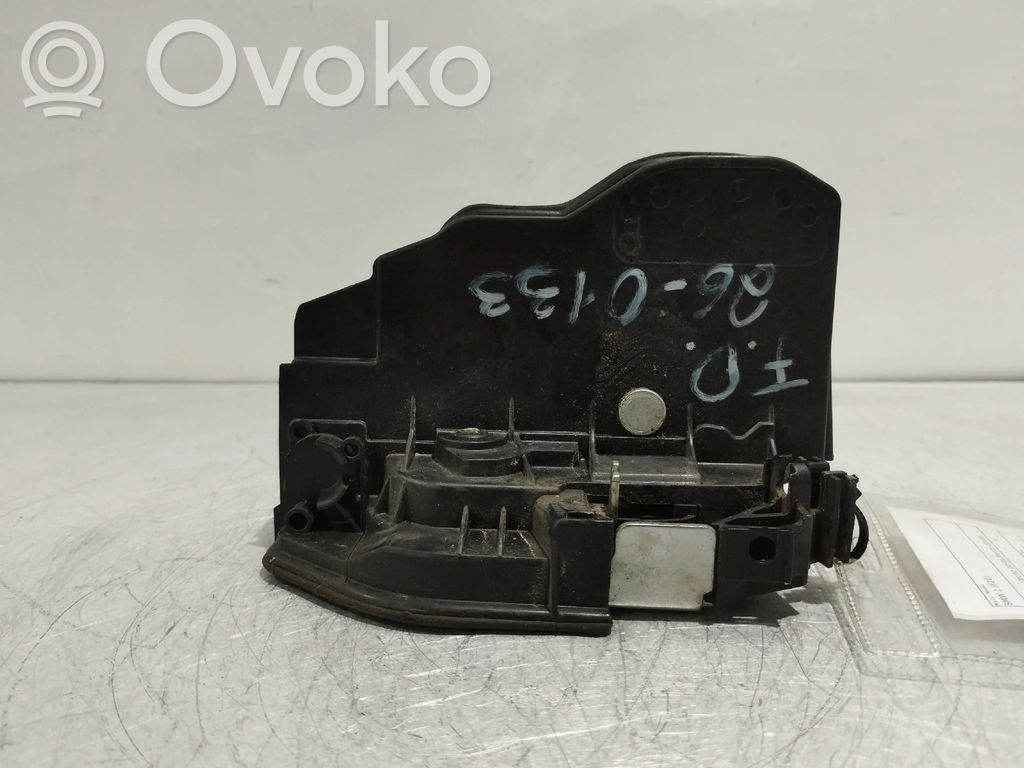 BMW 1 F20 F21 Serratura portiera anteriore 