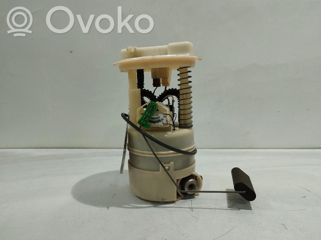 Bomba interna de combustible   8200195827F,0974677990002